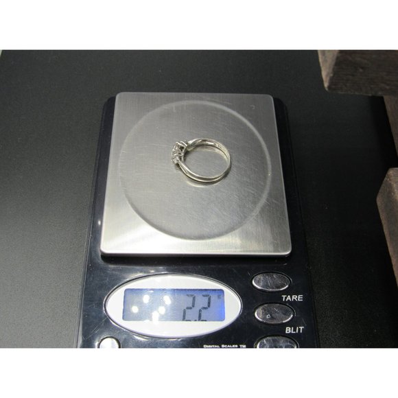 Size 7 Sterling Silver Triple Round Worn Cubic Zirconia Band Ring - Picture 6 of 6